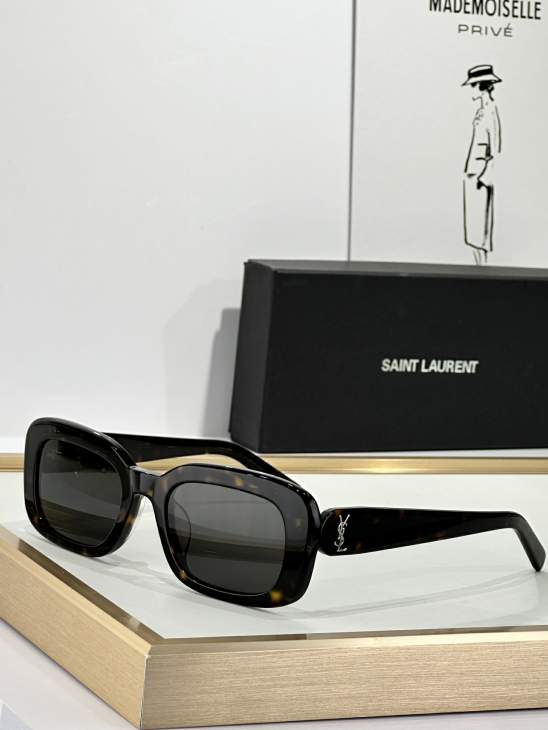Picture of Saint Laurent Sunglasses _SKUfw77893928fw